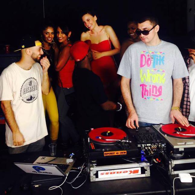 pm dj akil
