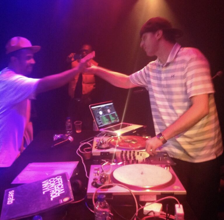 JUJU DJ AKIL SHOW BEATNUTS PARIS
